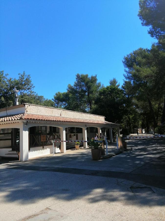 Domaine De La Sainte Baume Hotel Nans-les-Pins Luaran gambar