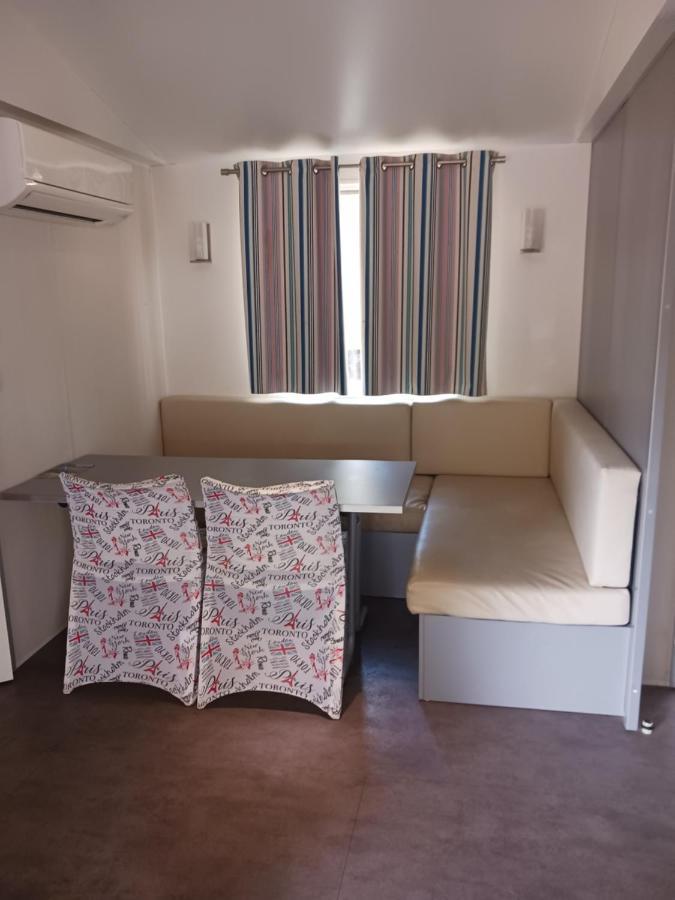 Domaine De La Sainte Baume Hotel Nans-les-Pins Luaran gambar